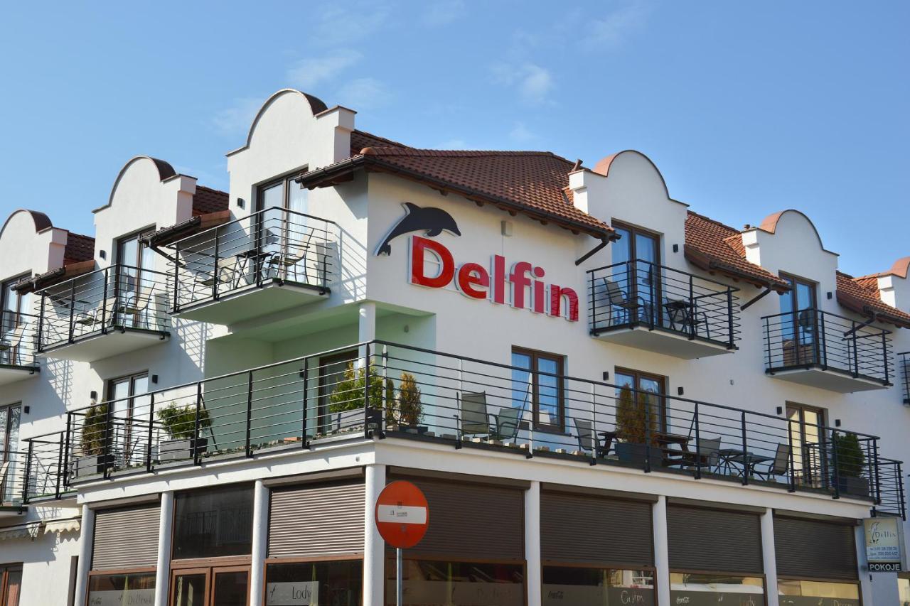 Delfin Acomodação com café da manhã Międzywodzie Exterior foto